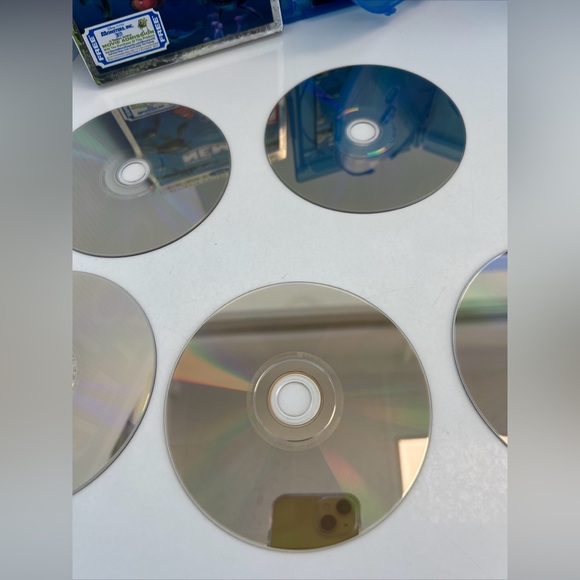 Finding Nemo 3D Blu-ray DVD 5-Disc Set Ultimate Edition Lenticular Slipcover - Picture 8 of 12